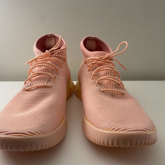 Adidas Boost PREDATOR TANGO Running & Football Shoes - Picture 2 of 4